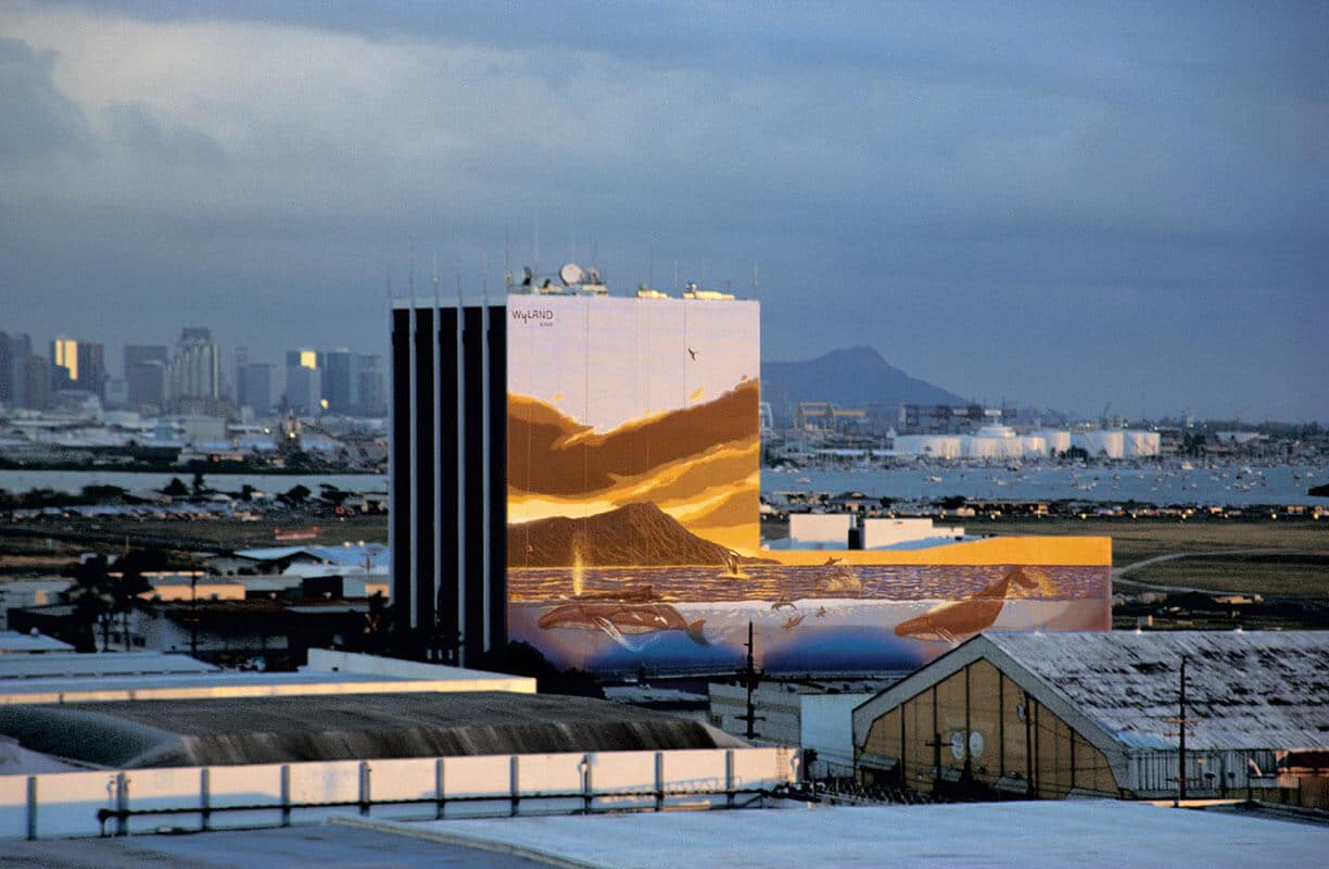 Honolulu, Hawaii Wyland Whaling Wall #85 “New Millennium”